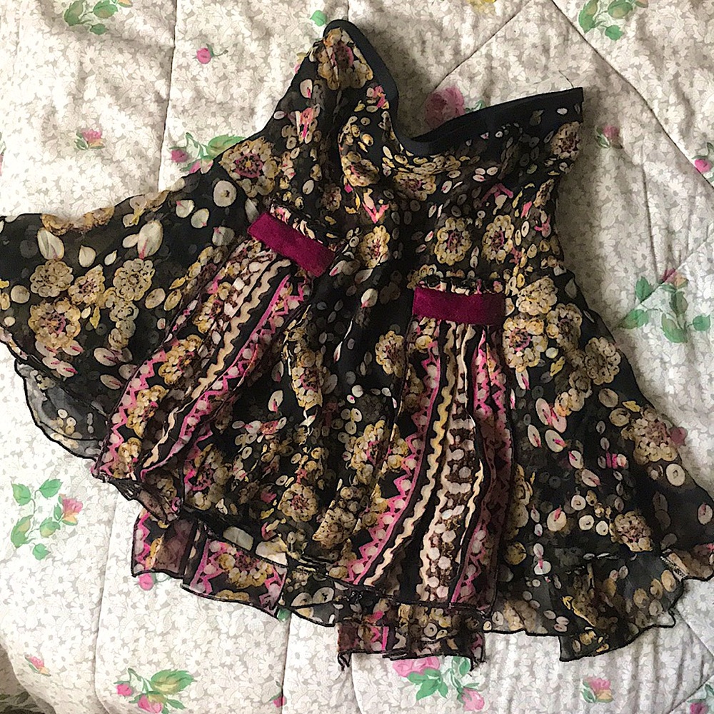 Vintage DVF DIANE von FURSTENBERG silk high-waisted mini skirt. Size 2.